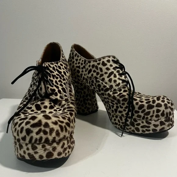 UNDERGROUND SHOES - Picture 1 of 5